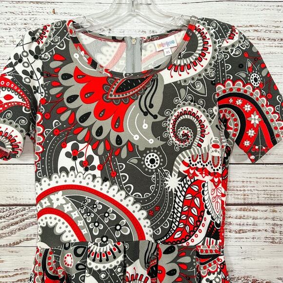 LulaRoe Amelia Black, Gray, Red, and White Fit and Flare Dress, EUC, Size XS - Picture 5 of 11